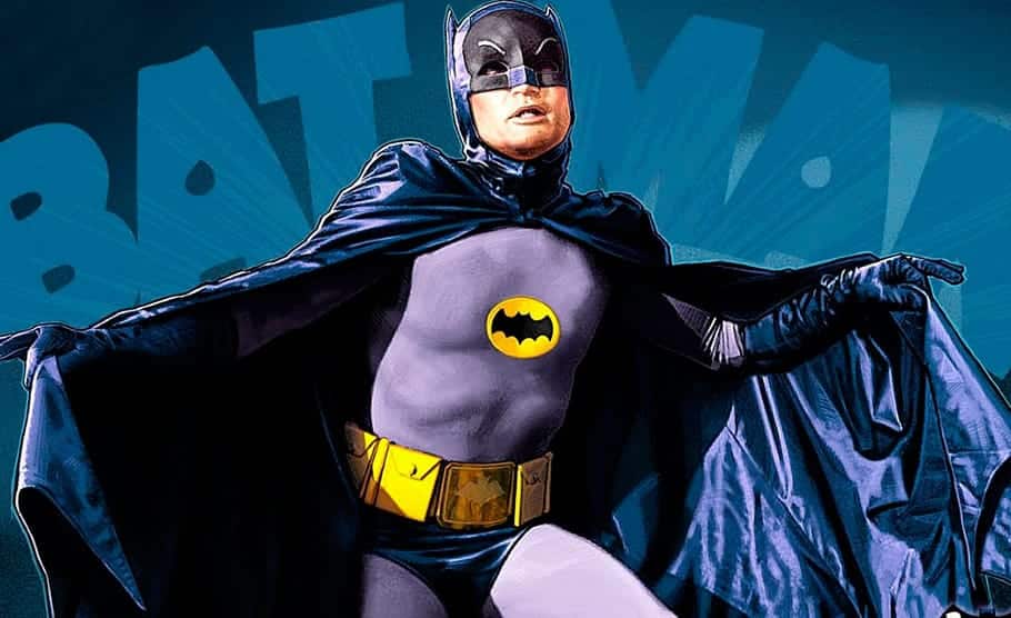 Batman de Adam West aparece em raro vídeo ensinando crianças a atravessar a  rua em Londres