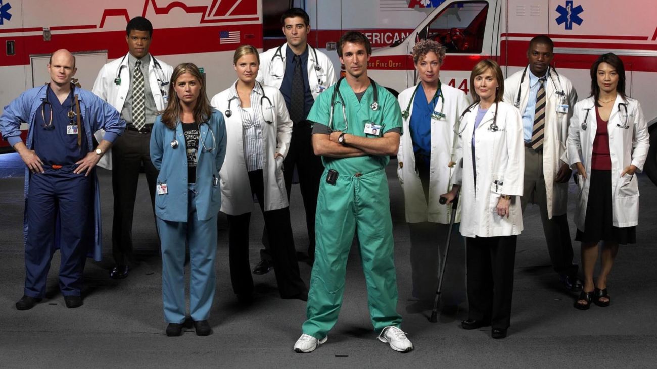 Скорая 1994. Emergency Room сериал. Скорая помощь сериал 1994–2009. Джордж Клуни сериал про больницу. Er скорая помощь сериал США.