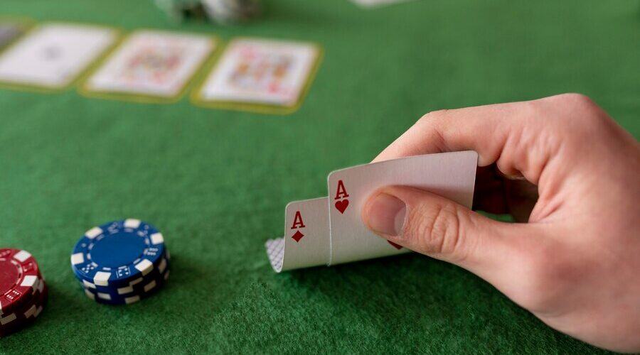 Conheça as sete superstições mais comuns no poker